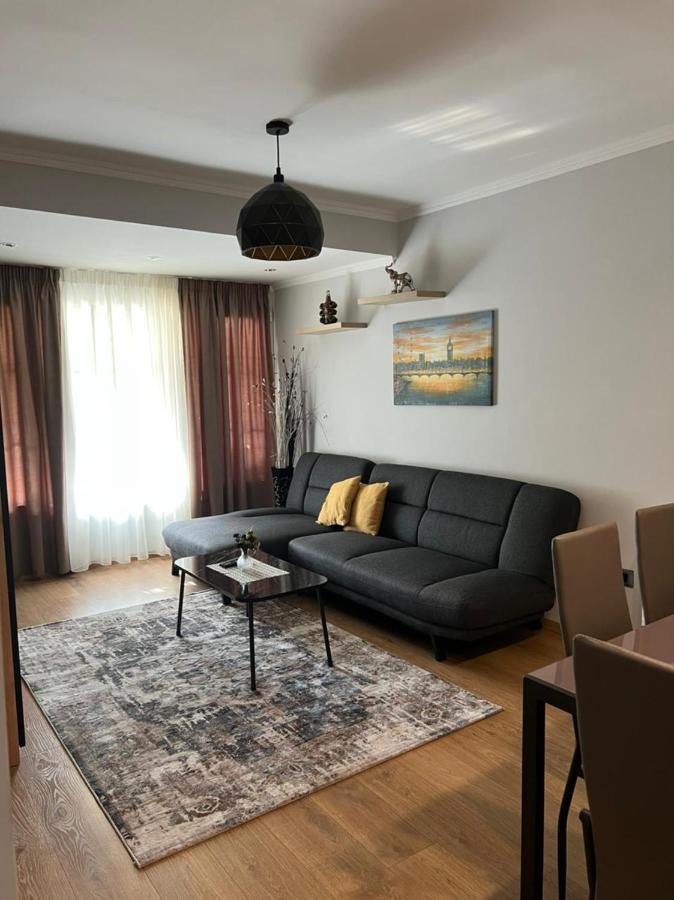 Comfort Home 1 Tirana Buitenkant foto
